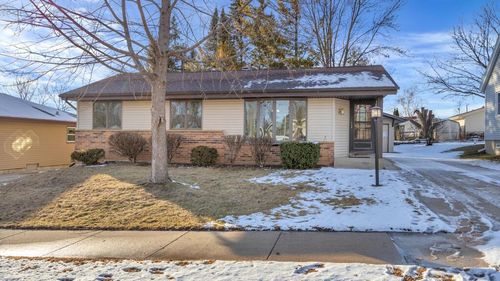 `604 Robin Street, West Bend, WI, 53090 | Card Image