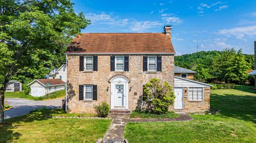 260 S High St, Morgantown, WV, 26501-5951 | Card Image