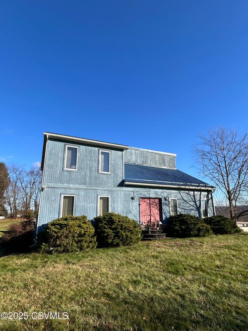 11 Amanda Dr, Bloomsburg, PA, 17815-9400 | Card Image