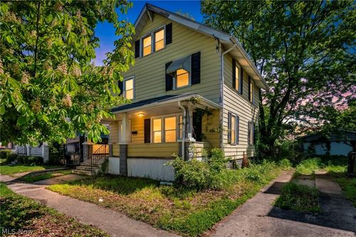 132 Irondale St, Elyria, OH, 44035-5426 | Card Image