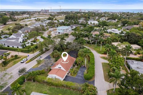 711 Banyan Blvd, NAPLES, FL, 34102-5109 | Card Image