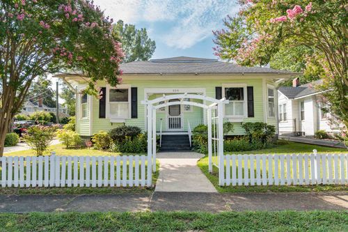 559 Glendalyn Ave, spartanburg, SC, 29302-2010 | Card Image