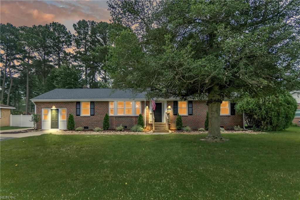 Bobby Jones Dr, Portsmouth, VA 23701