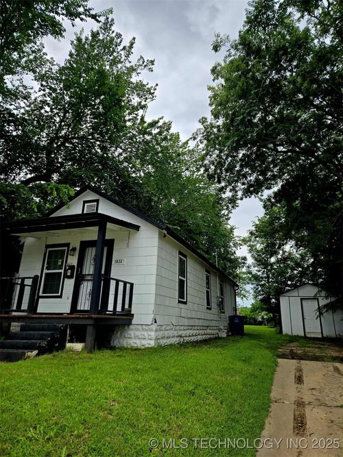 1026 N Utica Ave, Tulsa, OK, 74110-4911 | Card Image