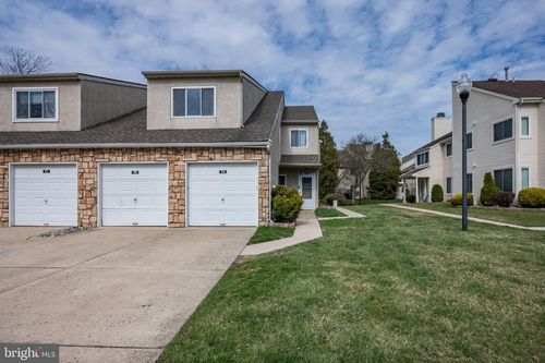 75 Sandra Rd, VOORHEES, NJ, 08043-2044 | Card Image