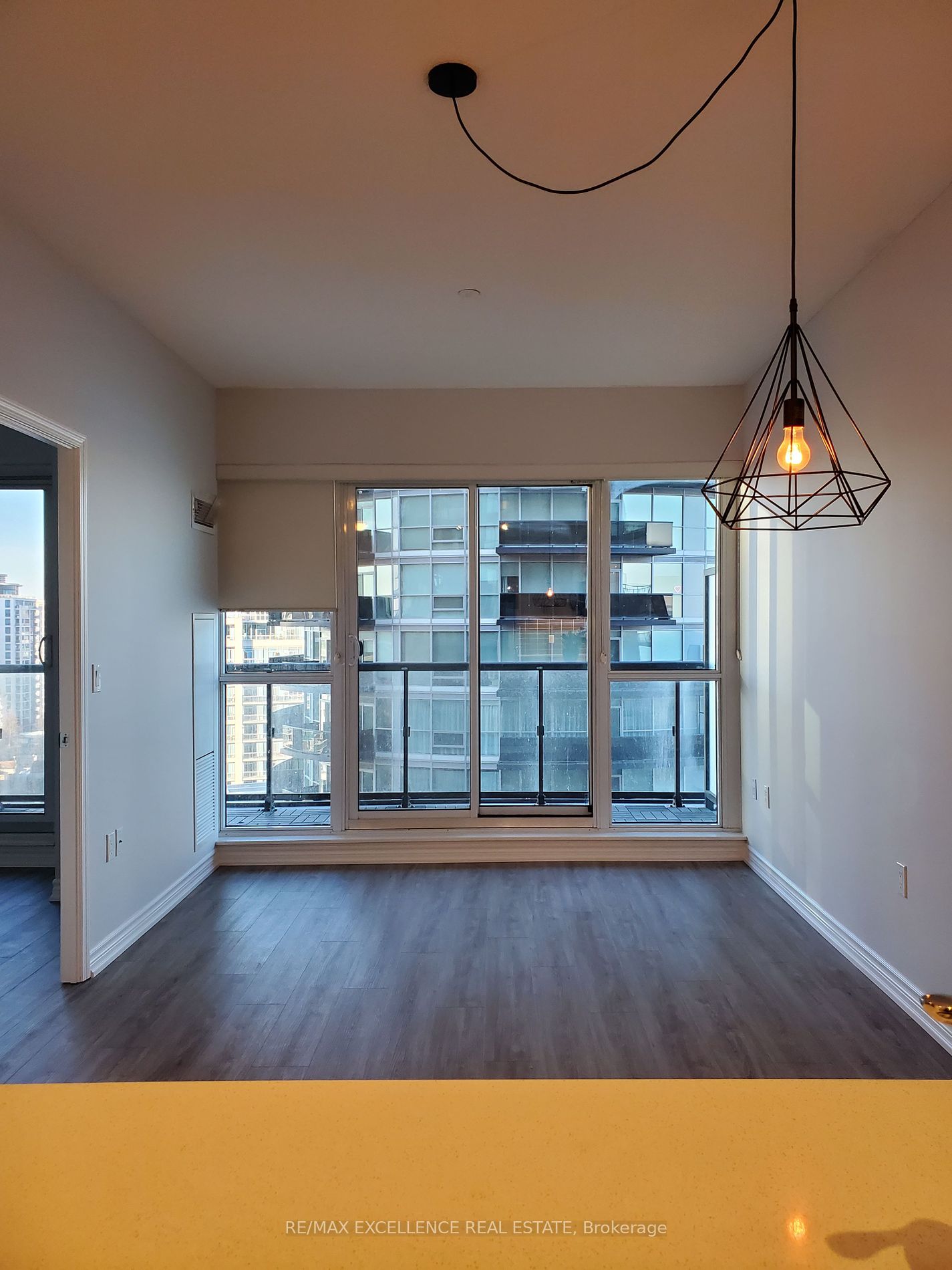 1510 39 Annie Craig Dr, Leased in Etobicoke Zoocasa