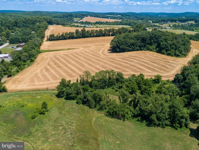 11 Sweet Water Rd, House other with 5 bedrooms, 2 bathrooms and null parking in ELVERSON PA | Image 13