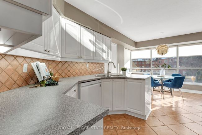 206 - 1770 Main St W, Condo with 2 bedrooms, 2 bathrooms and null parking in Hamilton ON | Image 17