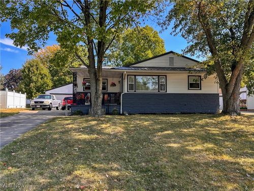 1411 Gypsy Ln, Niles, OH, 44446-3237 | Card Image