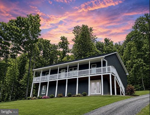 1266 Old Oak Ln, FRONT ROYAL, VA, 22630 | Card Image
