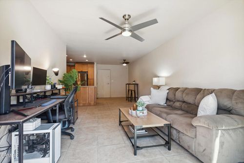 unit-132-5585 E Pacific Coast Hwy, Long Beach, CA, 90804-9422 | Card Image