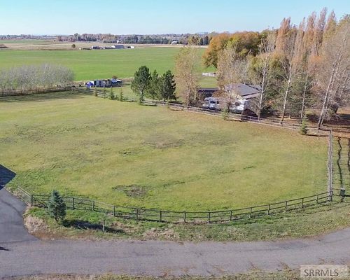 848 Hidden Estates Ln, Saint Anthony, ID, 83445-5519 | Card Image