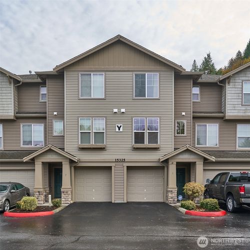 unit-y3-15325 Se 155th Pl, Renton, WA, 98058-6323 | Card Image