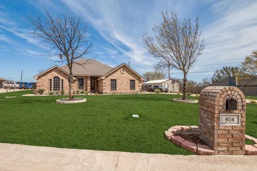 904 Martin, Italy, TX, 76651-3850 | Card Image