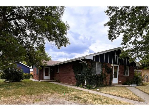 3230 S Huron St, Englewood, CO, 80110-2325 | Card Image
