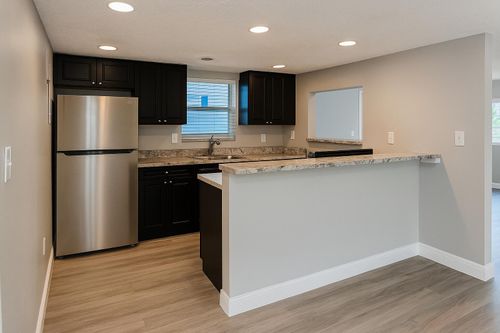 3a-704 N Lauderdale Ave, North Lauderdale, FL, 33068-2040 | Card Image