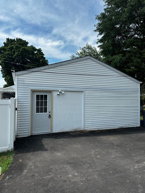 710 1/2 Liberty St, Morris, IL, 60450-1852 | Card Image