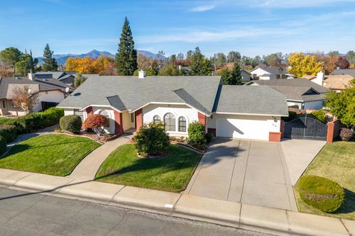 4368 Wild Flower Way, Redding, CA, 96001-3775 | Card Image