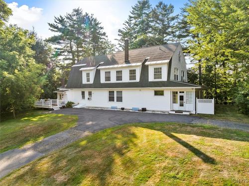 243 Main St, Whitesboro, NY, 13492-1118 | Card Image