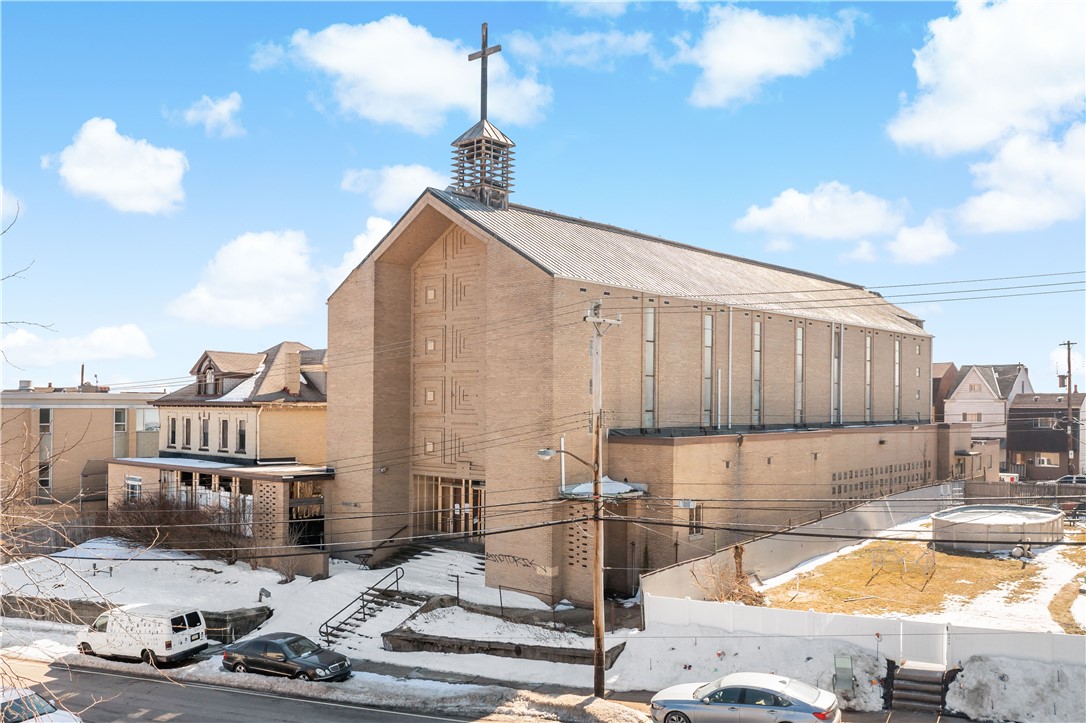 Commercial Sale in Arlington