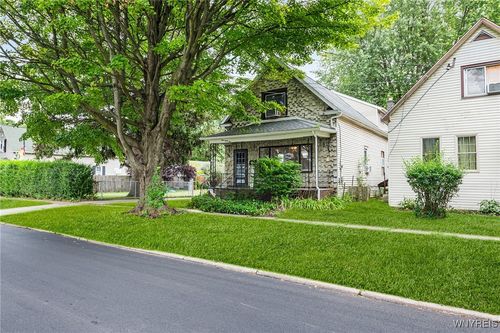 141 7th Ave, North Tonawanda, NY, 14120-4013 | Card Image