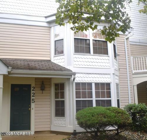225 Tulip Ln, Freehold, NJ, 07728-4104 | Card Image