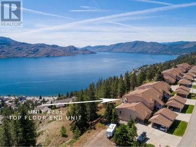 201 - 4450 Ponderosa Dr, Townhouse with 2 bedrooms, 2 bathrooms and null parking in Peachland BC | Image 1