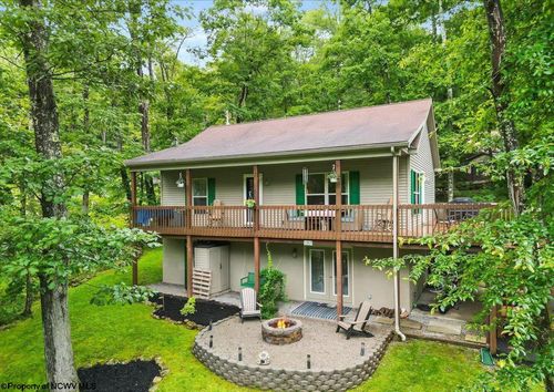 485 Redwood Dr, Terra Alta, WV, 26764-2741 | Card Image