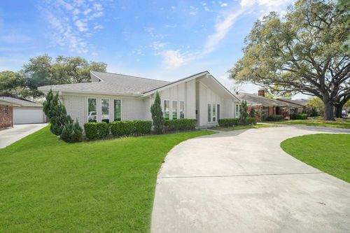 6215 S Braeswood Blvd, Houston, TX, 77096-3715 | Card Image