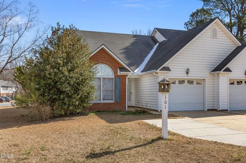 101 Fairwoods Court, Dunn, NC, 28334 | Card Image