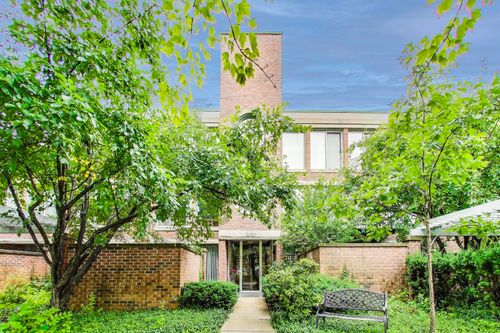 apt-301-2050 Arbor Ln, Northfield, IL, 60093-3359 | Card Image