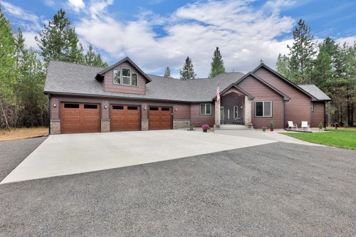 27601 N Bruce Rd, Chattaroy, WA, 99003-5044 | Card Image
