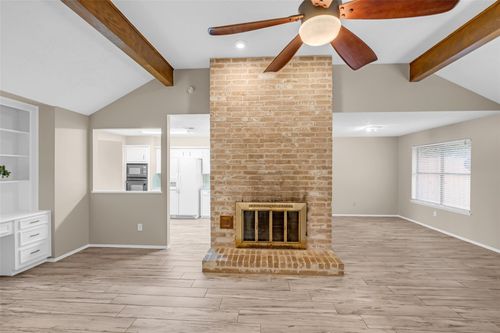 11827 Brook Meadows Ln, Meadows Place, TX, 77477-1734 | Card Image