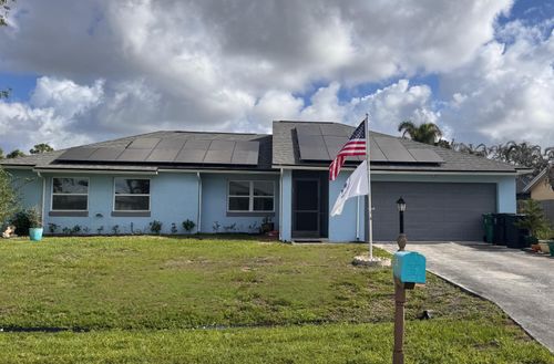 443 Se Langfield Ave, Port Saint Lucie, FL, 34984-5114 | Card Image