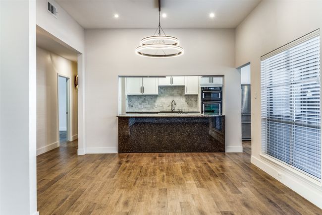 APT-102 - 10403 High Hollows Dr, Condo with 3 bedrooms, 3 bathrooms and null parking in Dallas TX | Image 8