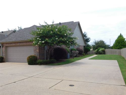 apt-4-2050 Stockwell Rd, Bossier City, LA, 71111-5781 | Card Image
