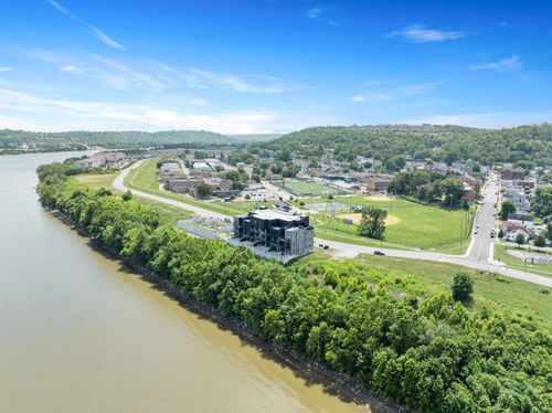 203-745 Manhattan Blvd, Dayton, KY, 41074-2010 | Card Image