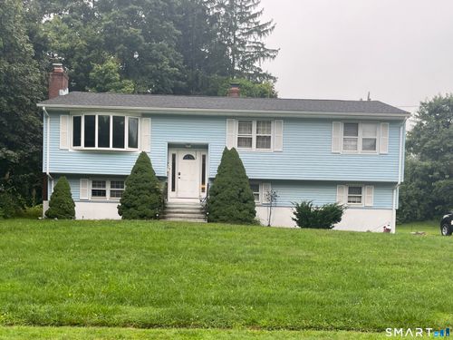 14 Farrel Dr, Ansonia, CT, 06401-2810 | Card Image