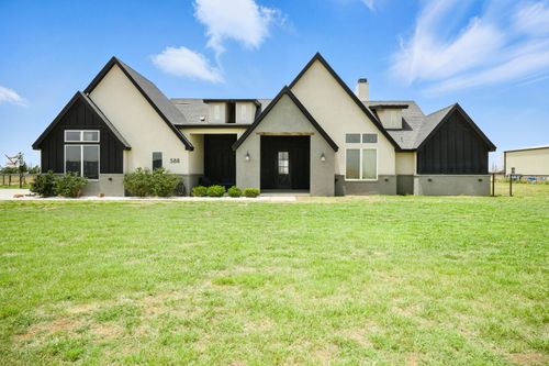 588 County Road L, Wilson, TX, 79381-1500 | Card Image