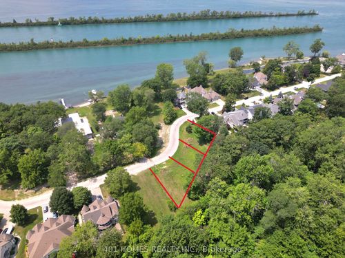 271 Crystal Bay Dr, Amherstburg, ON, N9V4A6 | Card Image