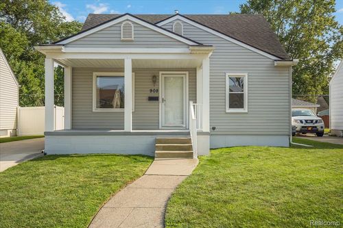 908 Bauman Ave, Royal Oak, MI, 48073-2056 | Card Image