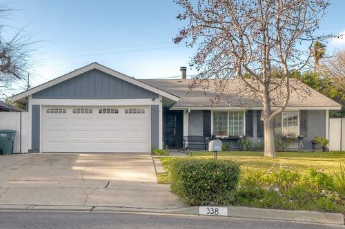 338 Rancho Vista Pl, Vista, CA, 92083-5921 | Card Image
