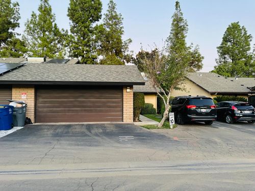 apt-109-4985 E Butler Ave, Fresno, CA, 93727-5069 | Card Image