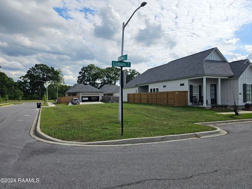 101 Lisburn Dr, Lafayette, LA, 70507-5341 | Card Image