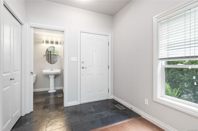 Foyer | Image 22