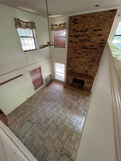 544 Renee Ln, Desoto, TX, 75115-5162 | Card Image