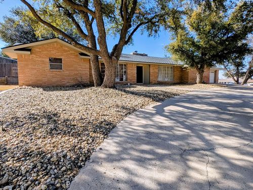 2904 Macauslan St, Big Spring, TX, 79720-6652 | Card Image