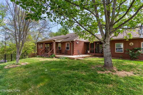 615 Harold Dr, Maryville, TN, 37803-8153 | Card Image