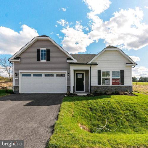 275 Outrigger Rd, INWOOD, WV, 25428-3170 | Card Image