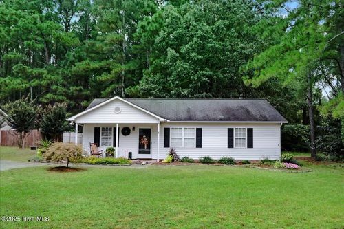 151 Creekside Dr, Four Oaks, NC, 27524-7643 | Card Image